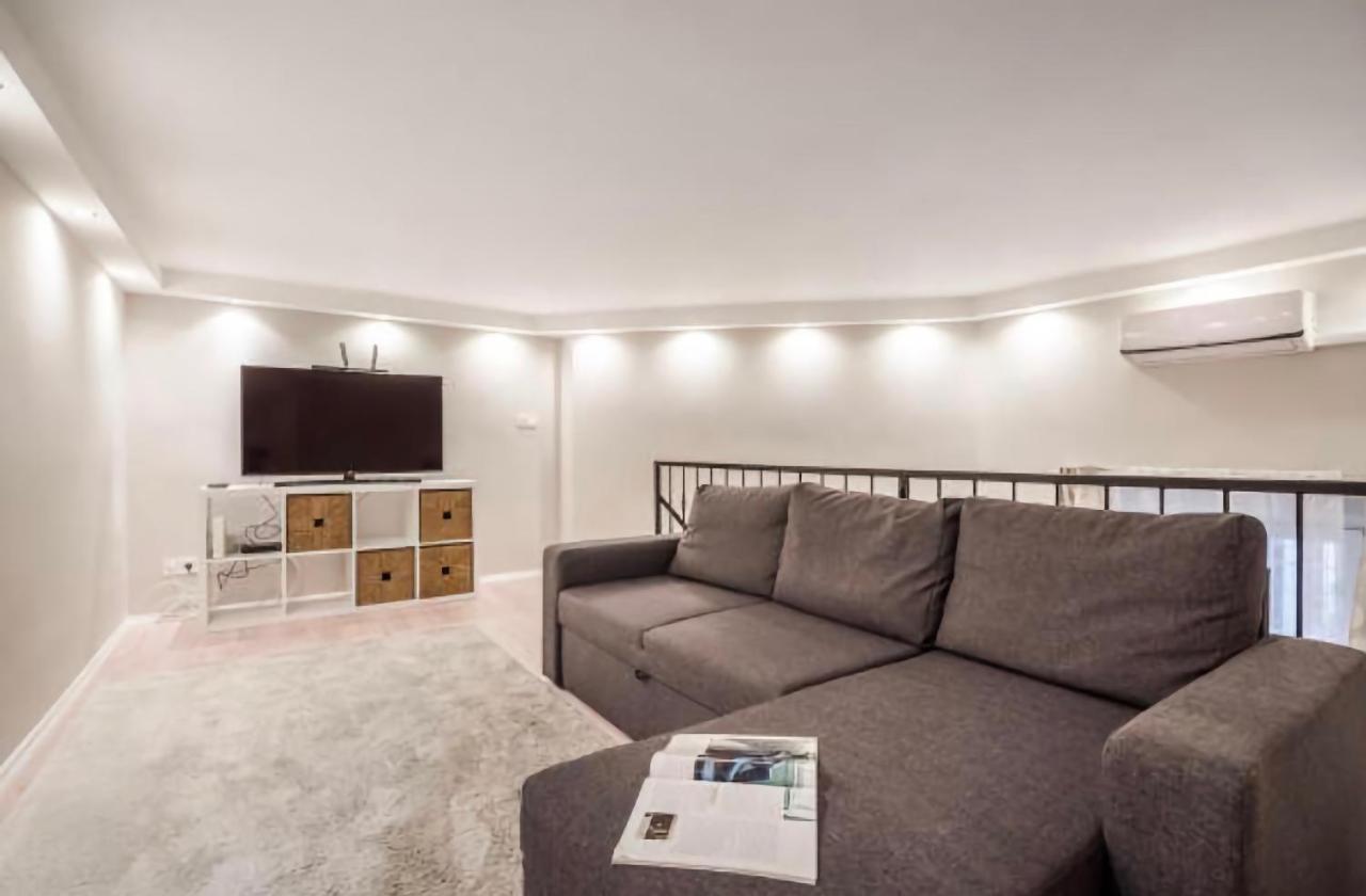 Akacfa 62 Dowtown 2br Wifi+ac Apartment Budapest