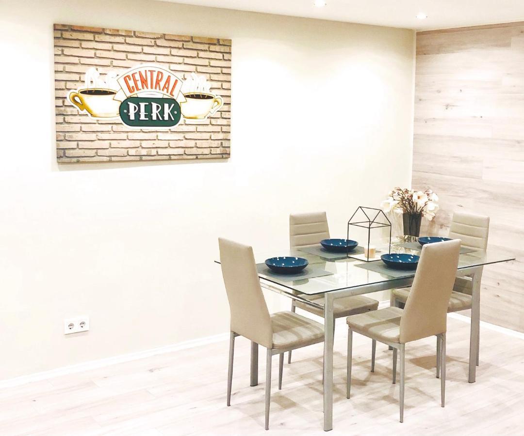 Akacfa 62 Dowtown 2br Wifi+ac Budapesta